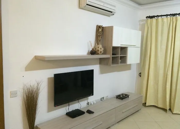 Seaview In Saint Thomas Bay